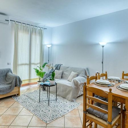 Izzhome Everyway Pula Bagian luar foto