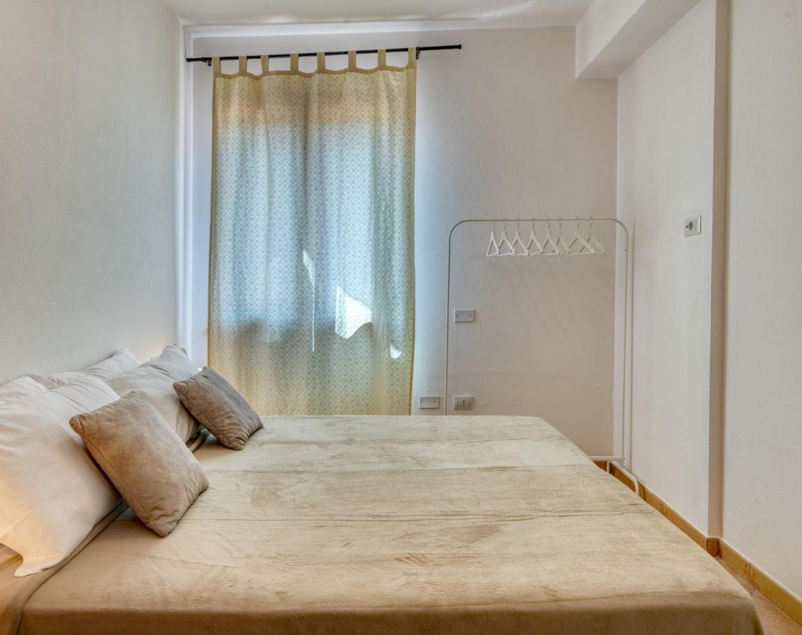 Izzhome Everyway Pula Bagian luar foto