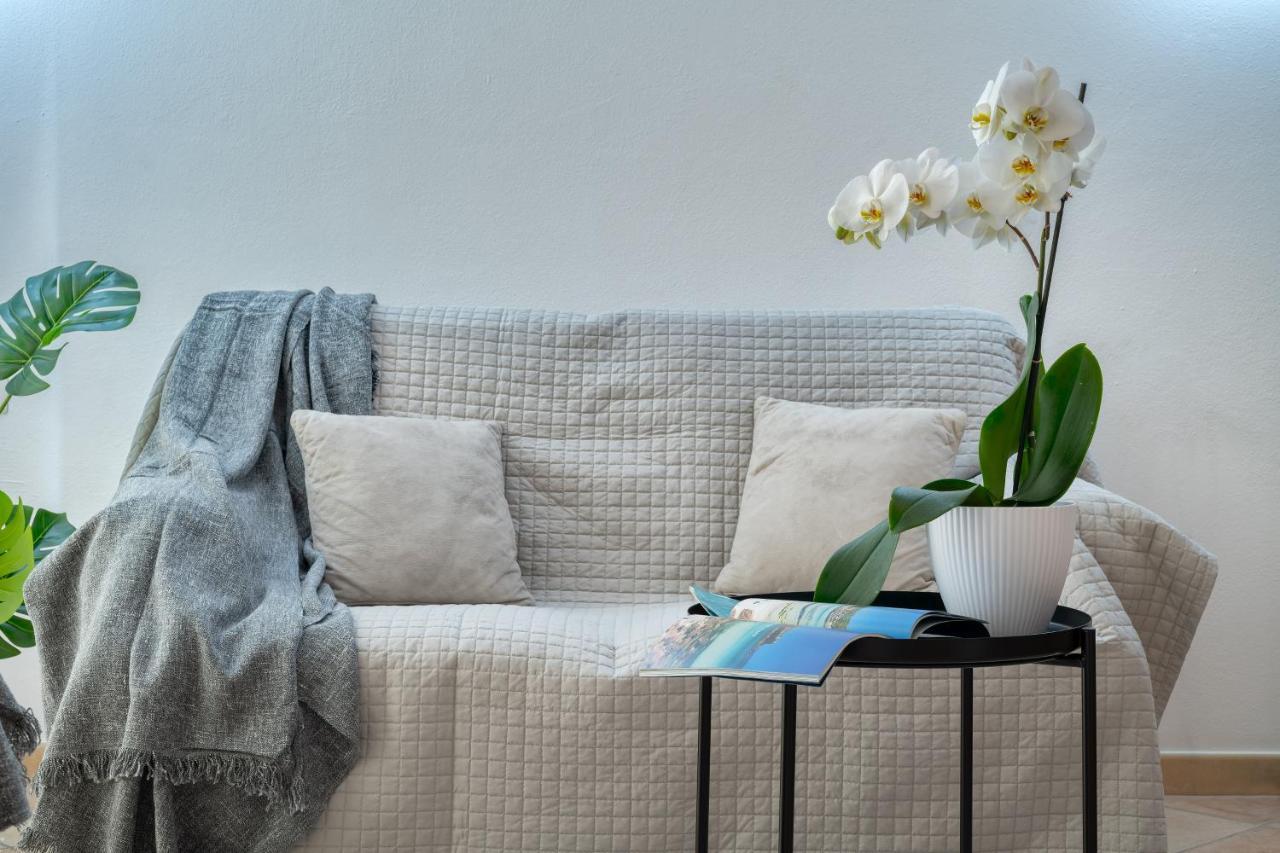 Izzhome Everyway Pula Bagian luar foto